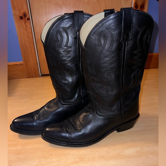 Men’s Leather Boots - Picture 4 of 5